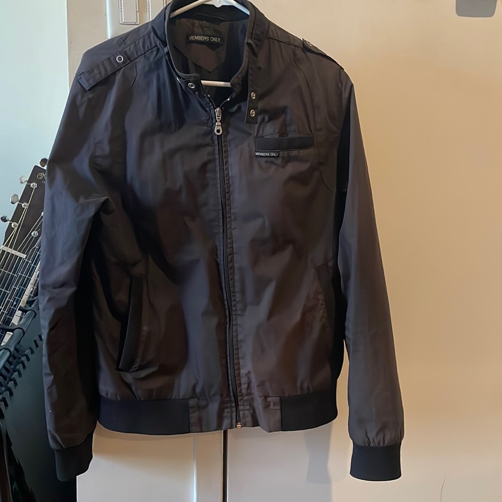 Black Members Only iconic racing bomber jacket size medium / small